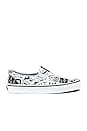 view 1 of 6 x Ashley Williams Classic Slip-On in Newspaper & True White
