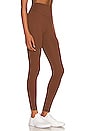 view 2 of 4 Leggings de tiro alto con pliegues in Cappuccino