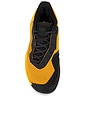 view 4 of 7 ZAPATILLA DEPORTIVA BARRICADE in Collegiate Gold & Black