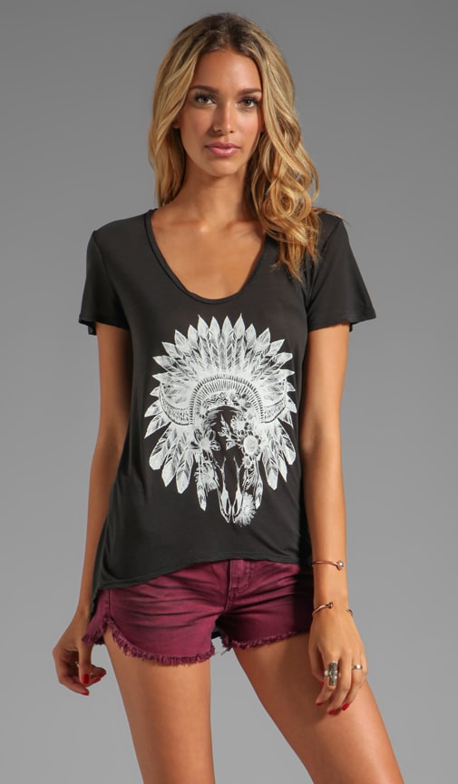 Floral Skull Short Sleeve Uneven Hem Tee