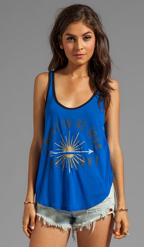 Love Light Curved Hem Tank