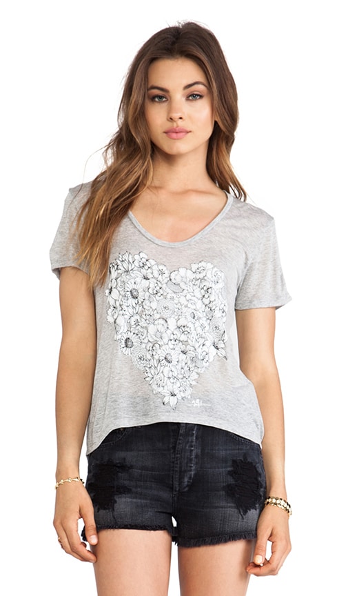 Flower Heart Uneven Hem Tee