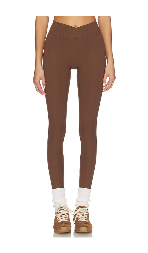 437 The V Legging In Brown