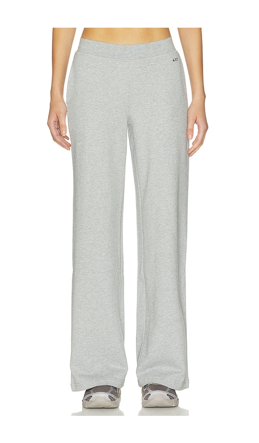437 The Off Duty Pant
