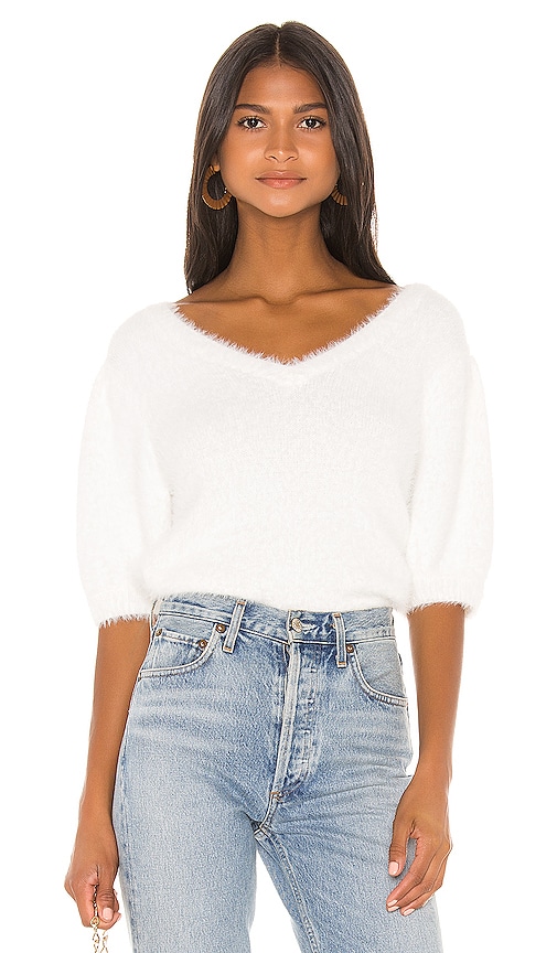 white puff sleeve sweater