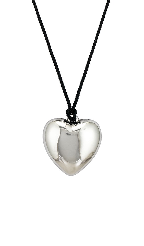 METALLIC HEART 短项链 – 银色