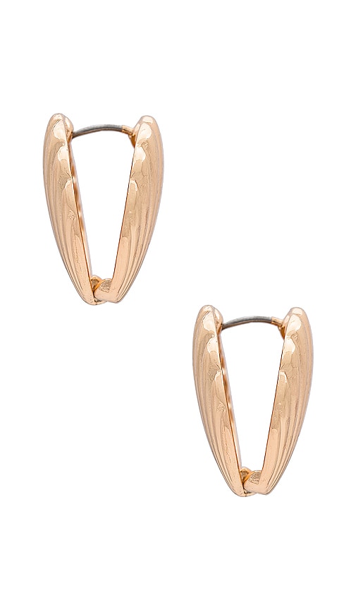 Shop 8 Other Reasons Shell Earring In Gold