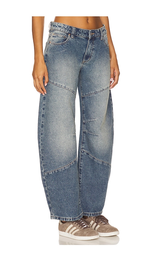 Abrand 99 Barrel Jeans In Blue