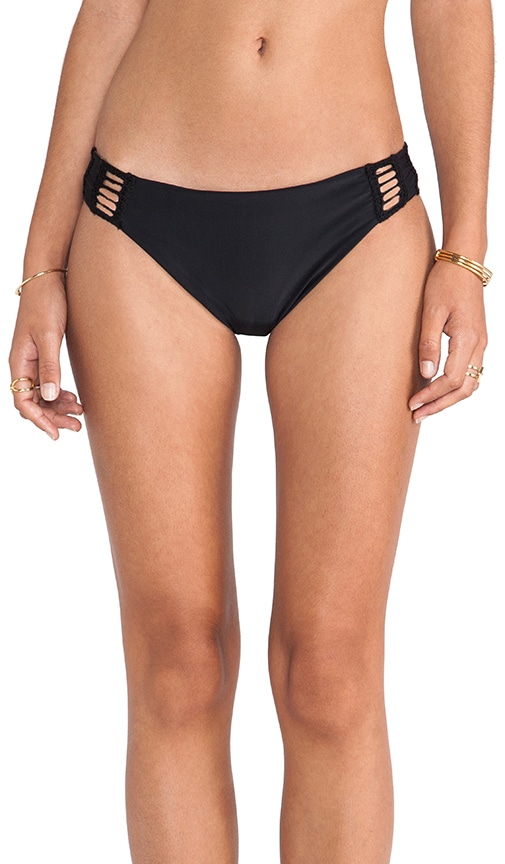 Gili Bottom