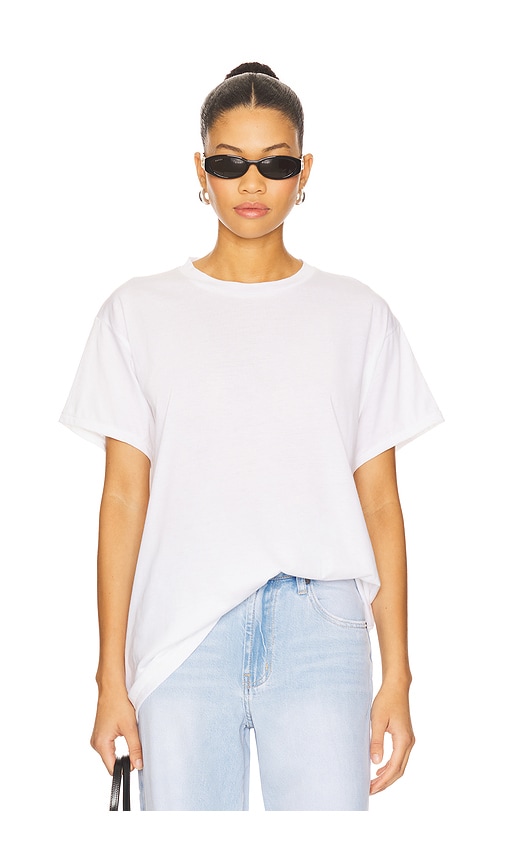 T-shirt in White. - size S (also in L)