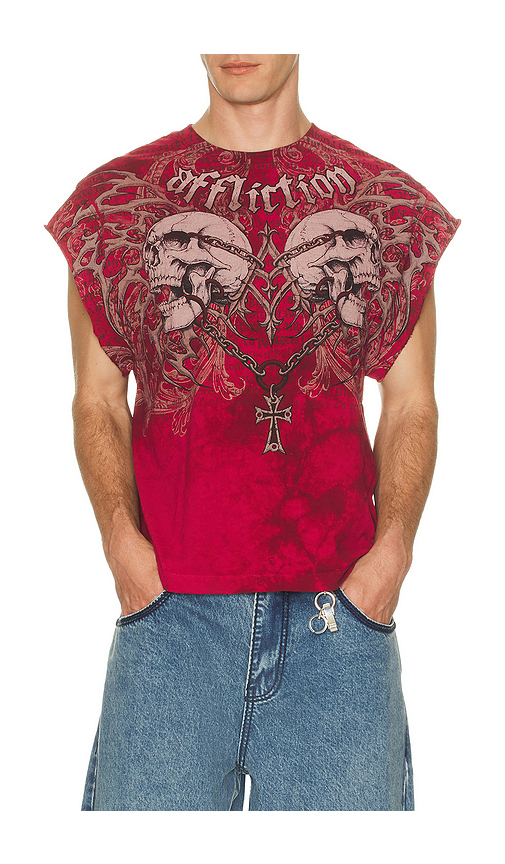 Collapse Muscle Tee in Red. - size M (also in L)