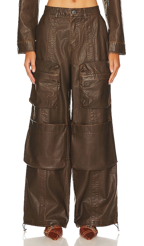 Shop Afrm Collins Cargo Pants In Dark Brown