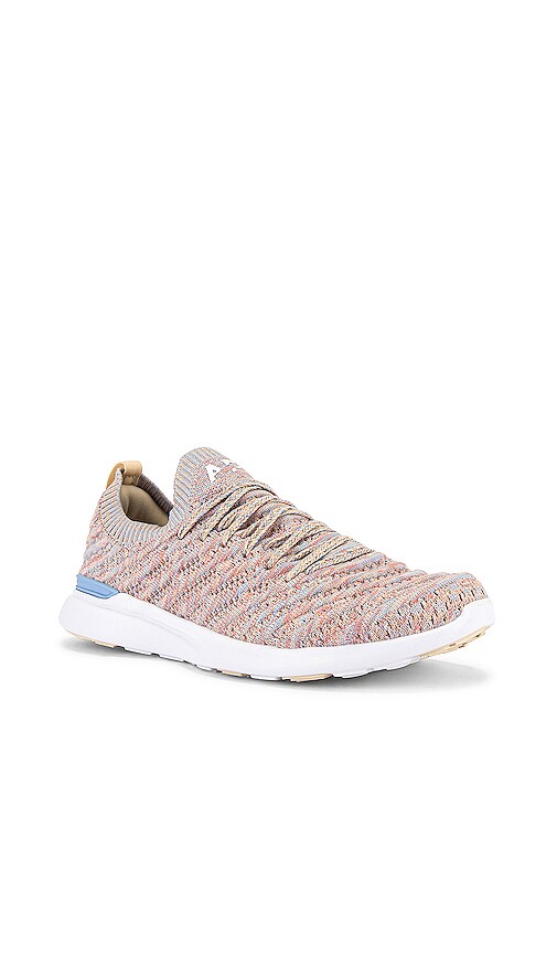 Womens Shoes REVOLVE