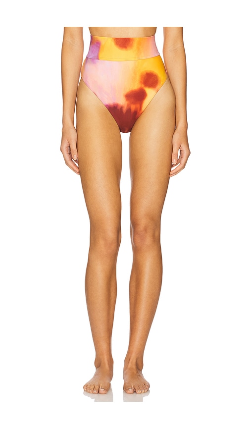 Andrea Iyamah Kuwa Bikini Bottom