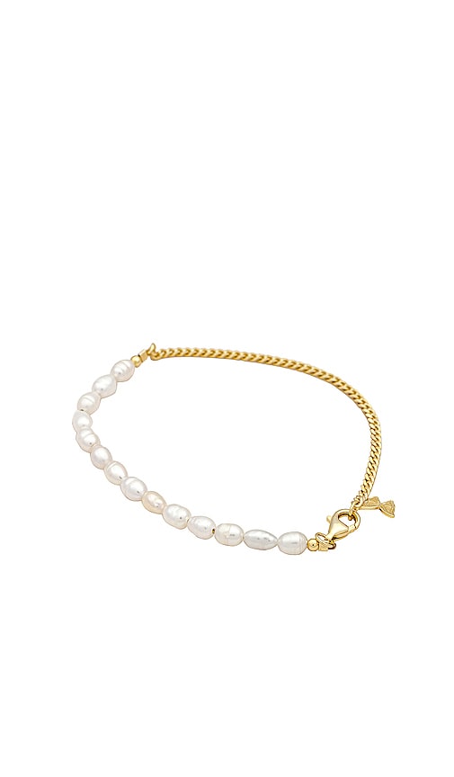 By Adina Eden Pearl And Cuban Bracelet In Pearl White