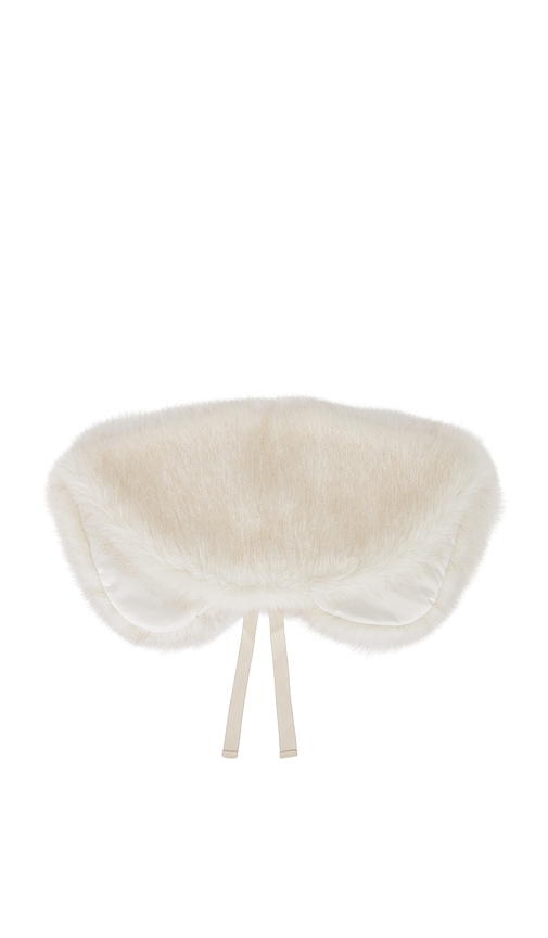  Aknvas Kragen Collar In White. 