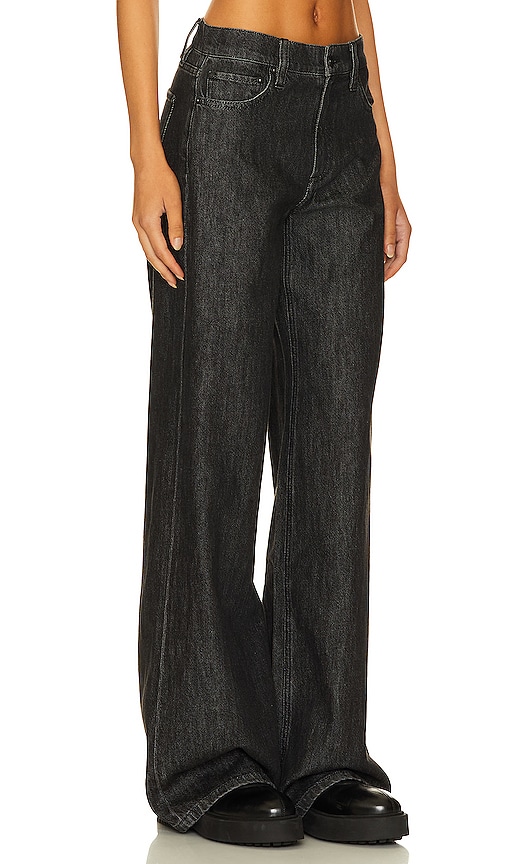 Shop Alice And Olivia Trish Low Rise Baggy Jean In Black