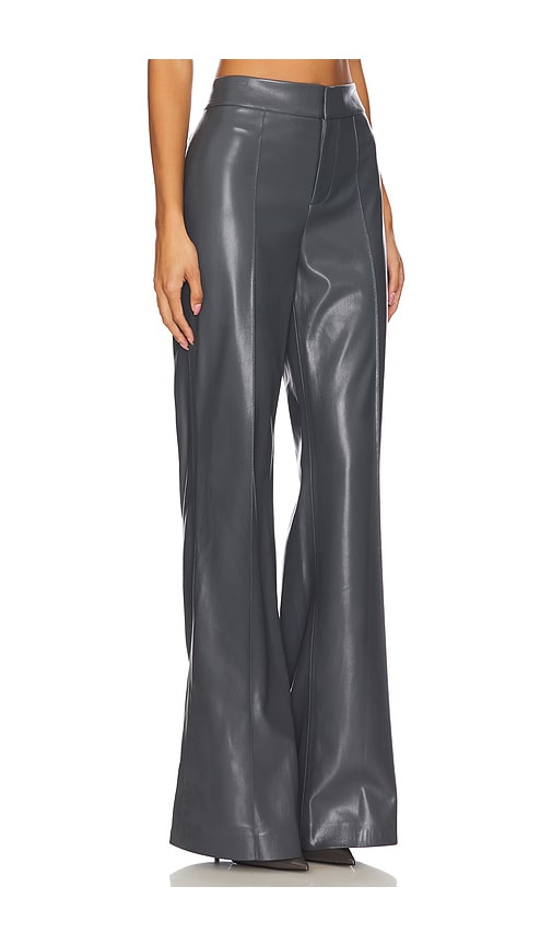 Shop Alice And Olivia Dylan Leather Pant In 차코