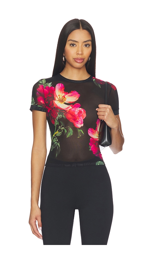 Alice And Olivia Tess Crew Neck Tee In Black