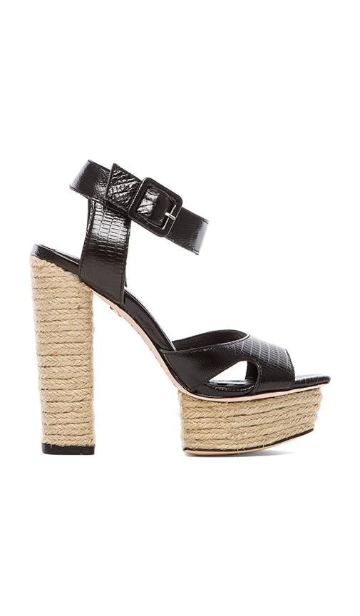 Tori Heel