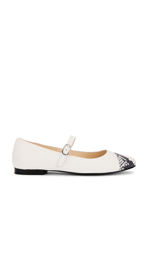 ALOHAS Musa Indo Ballet Flat in Cream & Grey