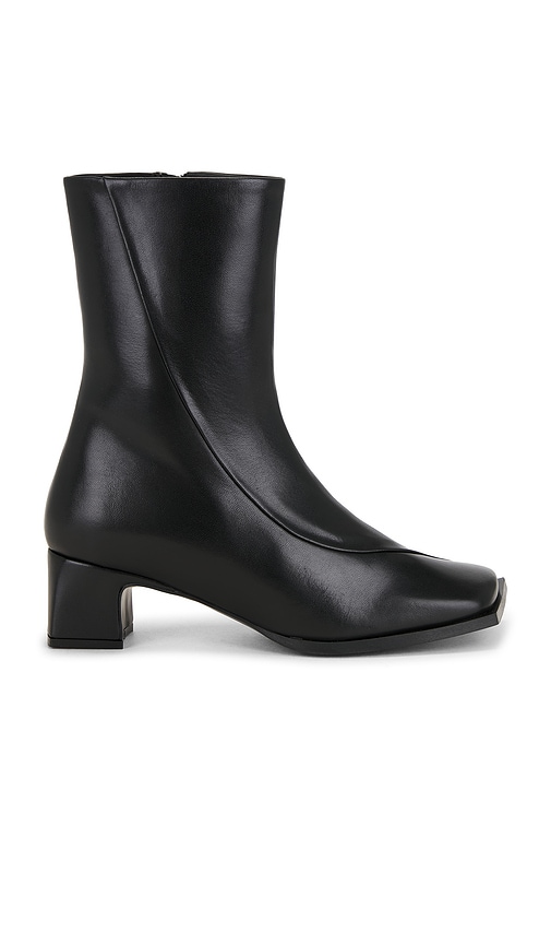 Alohas Chantal Boot In Black