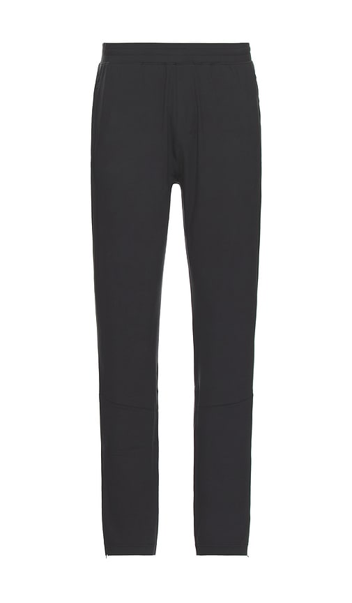 Shop Alo Yoga Conquer React Performance Pant In Charcoal