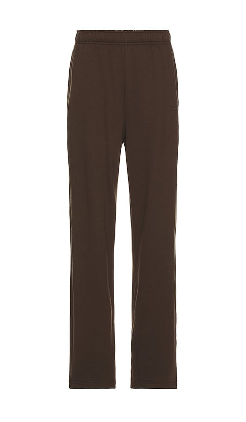 alo Accolade Straight Leg Sweatpant in Espresso
