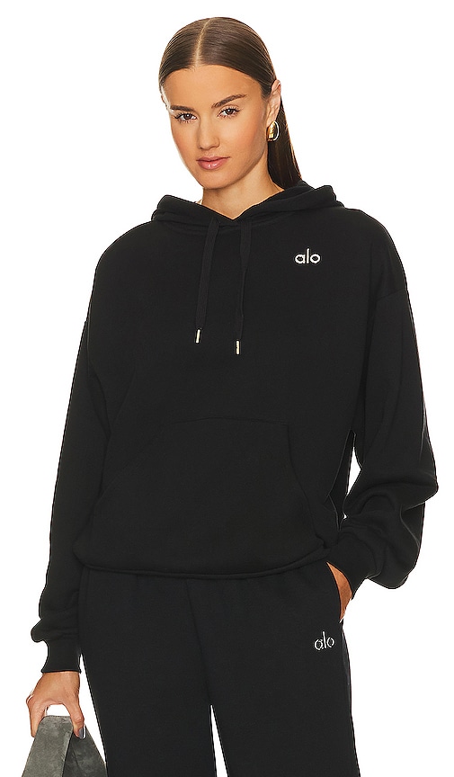 Shop Alo Yoga Accolade Hoodie In 블랙