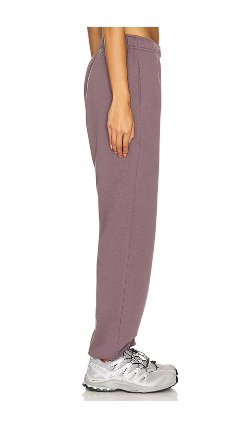 Shop Alo Yoga Accolade Sweatpant In Raisinette