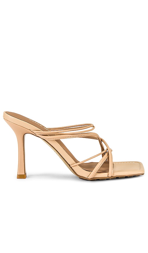 Alias Mae Leela Mule in Natural | REVOLVE