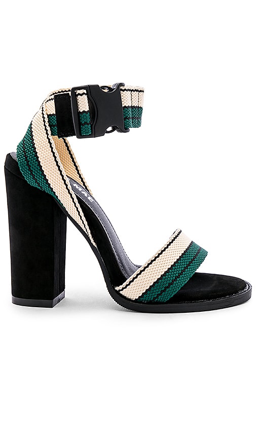 Aaliyah Heel