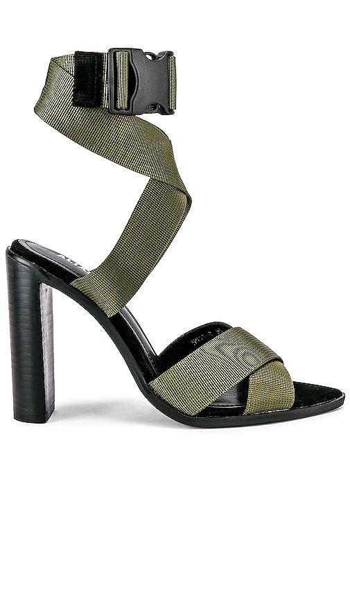 Soli Heel