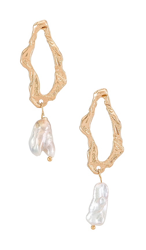 Amber sceats store pearl earrings