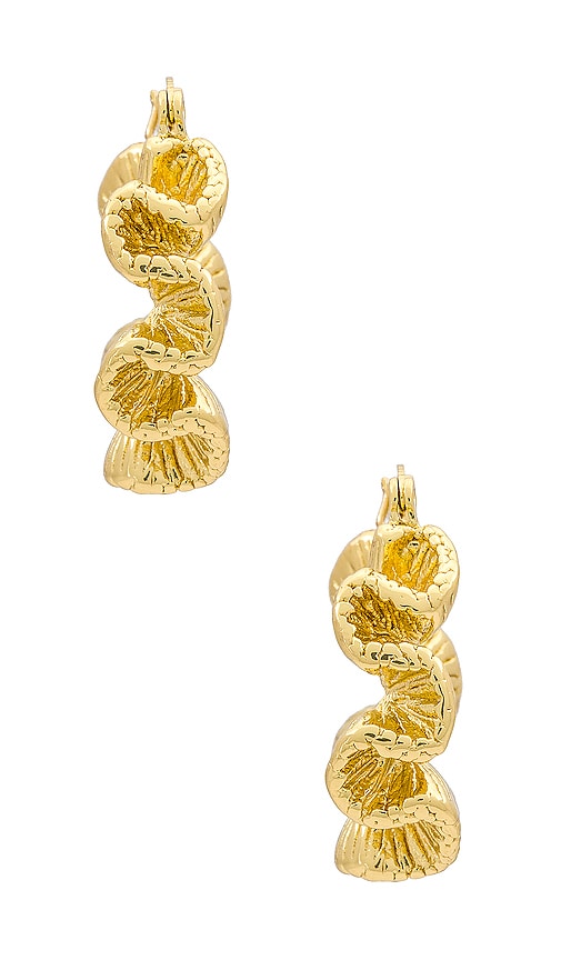  Amber Sceats X Revolve Wave Hoops In Metallic Gold. 