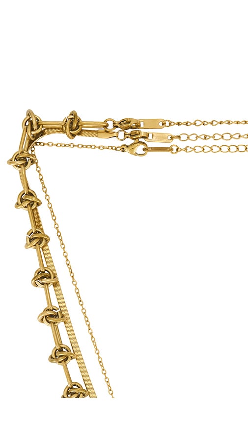  Amber Sceats Mehrteilige Halskette Raya In Metallic Gold. 