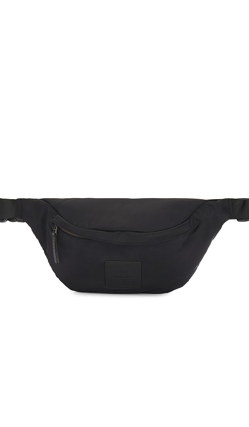 Shop Anine Bing Leon Waist Bag In 黑色