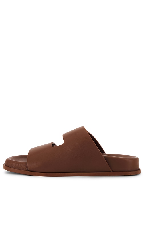 Ella Slides, image 6 of 6