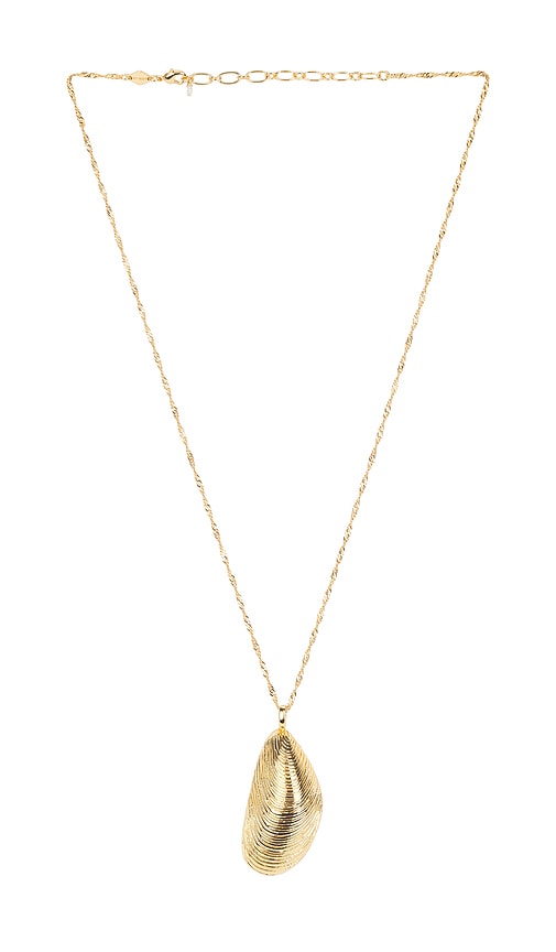 Moules Necklace in Metallic Gold.