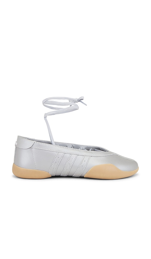BALLERINES TAEKWONDO MEI in . Size 7, 7.5, 8, 8.5 - adidas Originals - Modalova