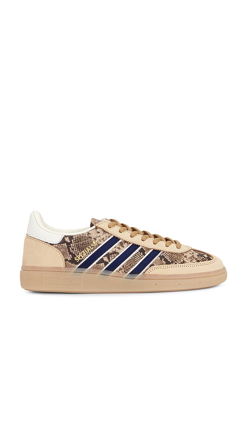 adidas Originals Handball Spezial Sneakers in Peach. - size 10 (also in 6, 6.5, 7, 7.5, 8, 8.5, 9, 9.5)