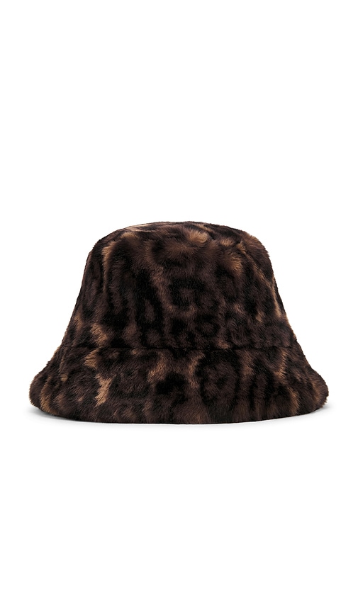  Apparis Hut Amara In Brown. 