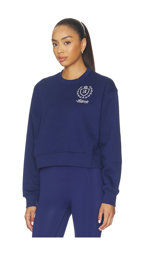  Astoria Sudadera Deportiva Recortada Racquet Club En Color Navy Ocean Cavern Talla L  (también En M, S, Xs). 