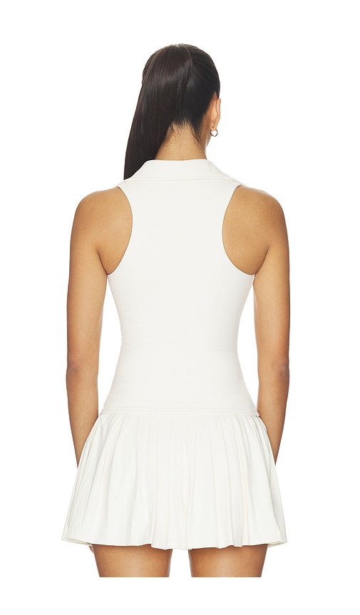  Astoria Top Tipo Polo Sin Mangas Polo Tank Top En Color Cream Coconut Milk Talla L  (también En M, S, Xs). 