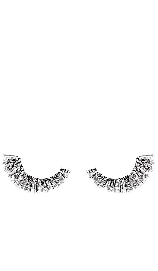 Self Titled Silk Lashes in Black.