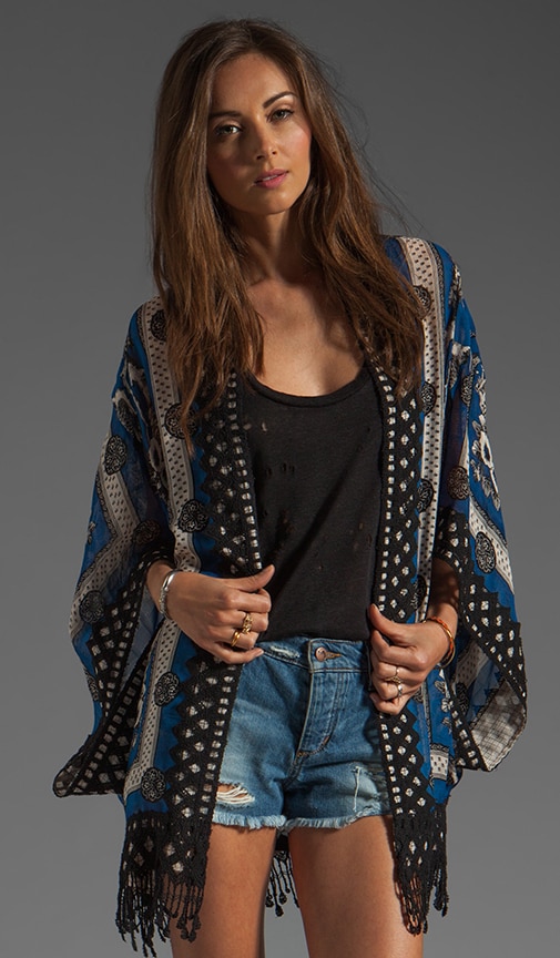 RUNWAY Blue Bird Scarf Print Jacquard Kimono