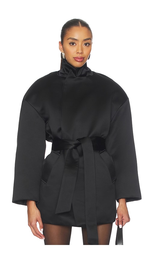 Atlein Mini Belted Coat In Black