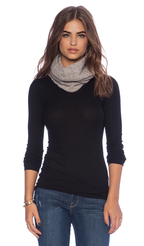 Autumn Cashmere Cable Neck Warmer in Malt REVOLVE