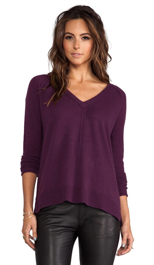 Relaxed V-Neck Pullover