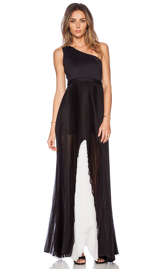 pleated black and white dress